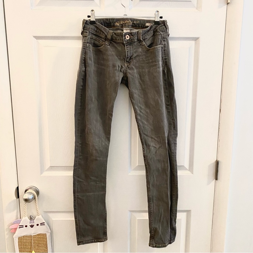Arizona Jean Co. Super Skinny Dark Gray Super Skinny Jeans Size 5